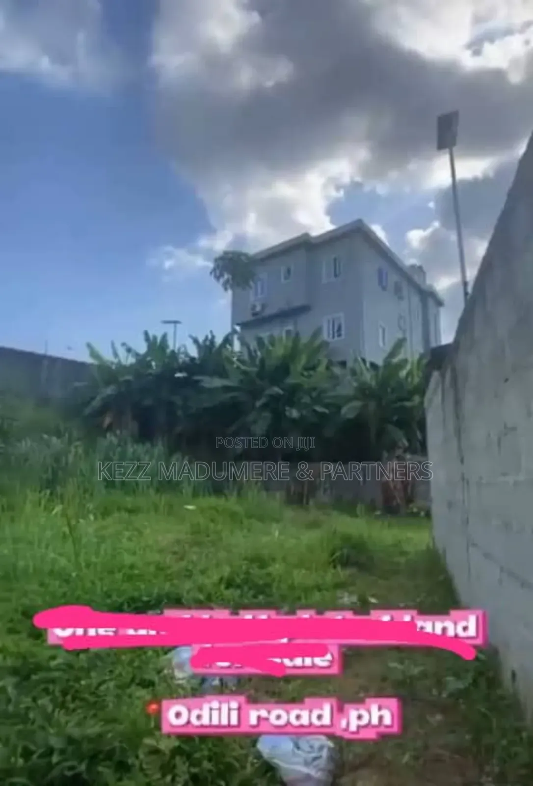 For Sale: 11⁄2 Plots Inside an Estate at Dr Peter Odili Ph