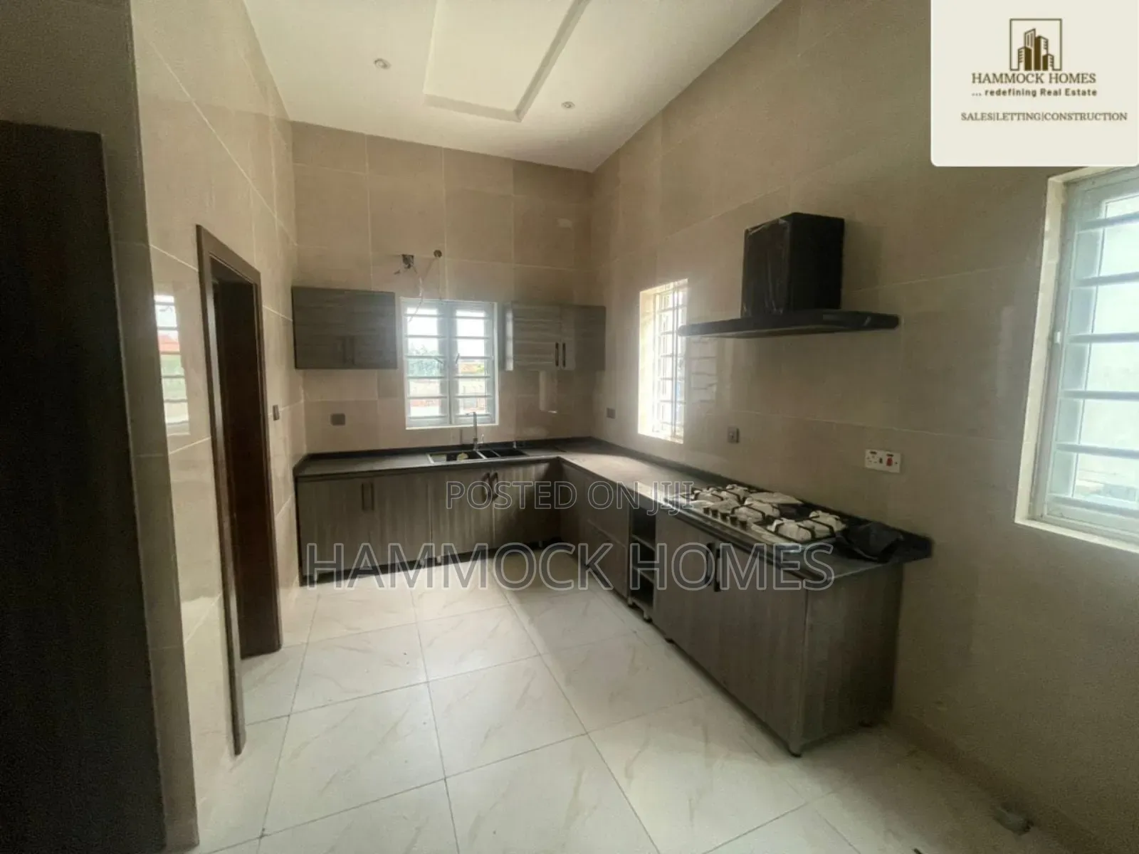 4bdrm Duplex in Engr Lere Adigun Gra, Basorun for sale