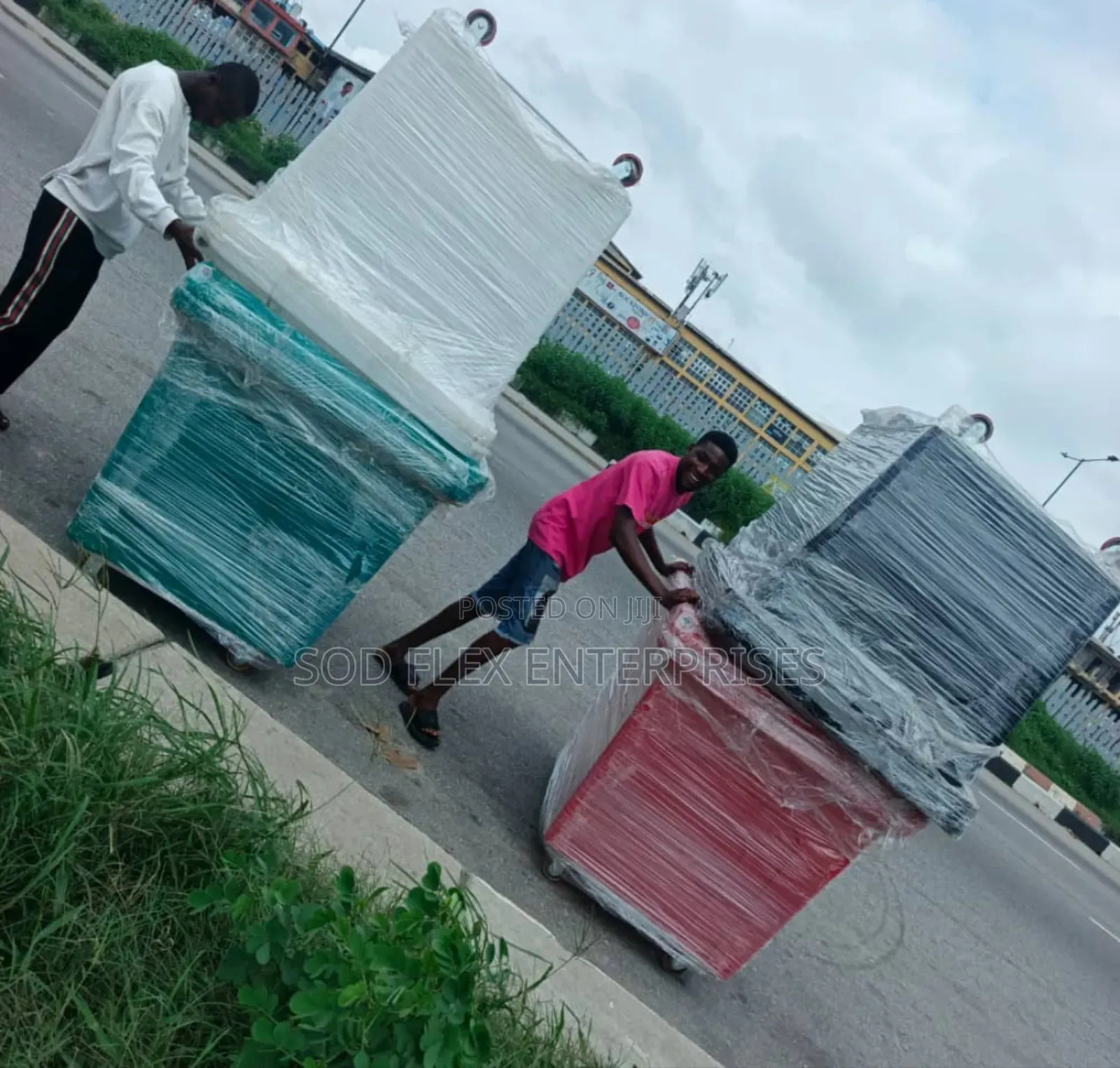 1,100 Liters Geepee 100% Pure Rubber Available in Colors
