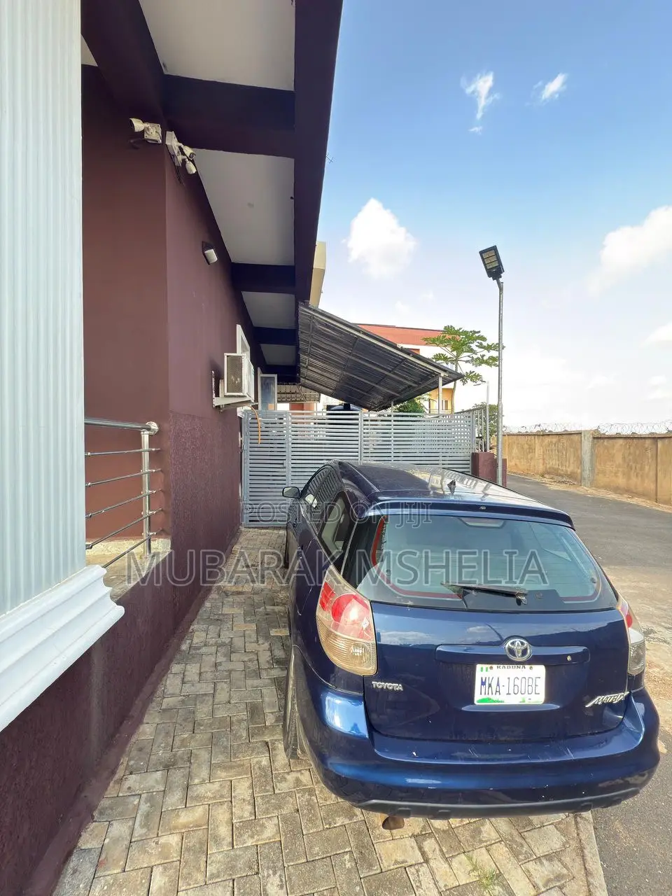 4bdrm Duplex in Life Camp for sale