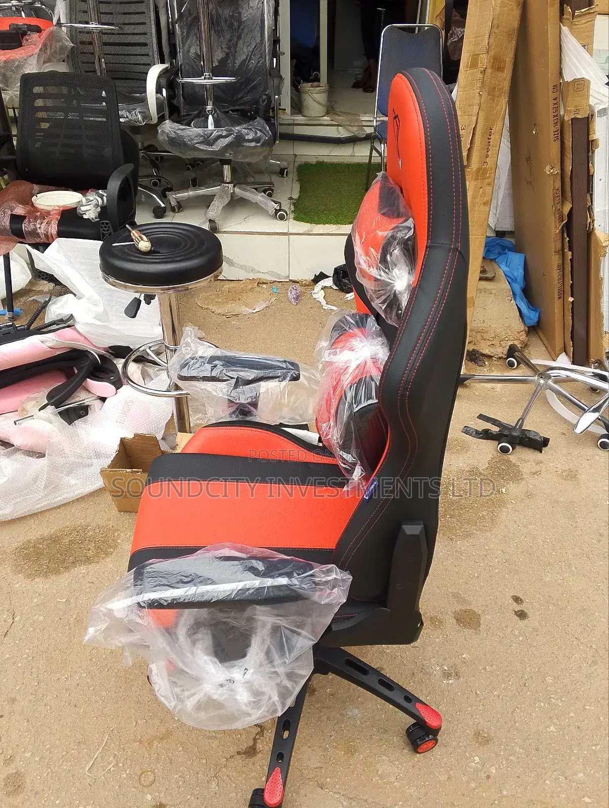 Original Modern Italian Furgle Gaming Chair.
