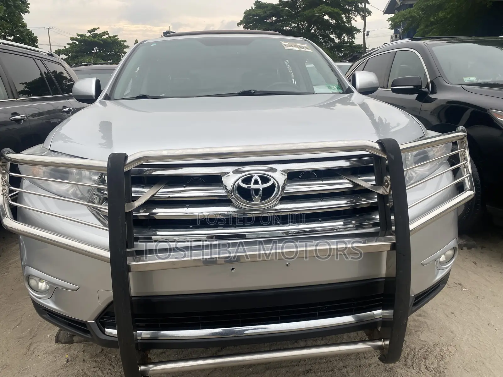 Toyota Highlander SE 3.5L 4WD 2013 Silver