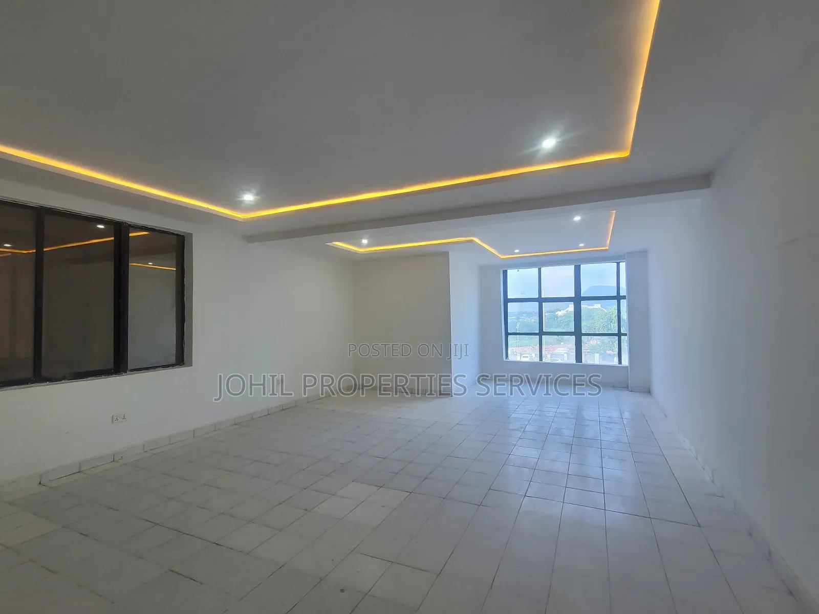 63sqm Office Space for Rent Central Area Stratagic Location
