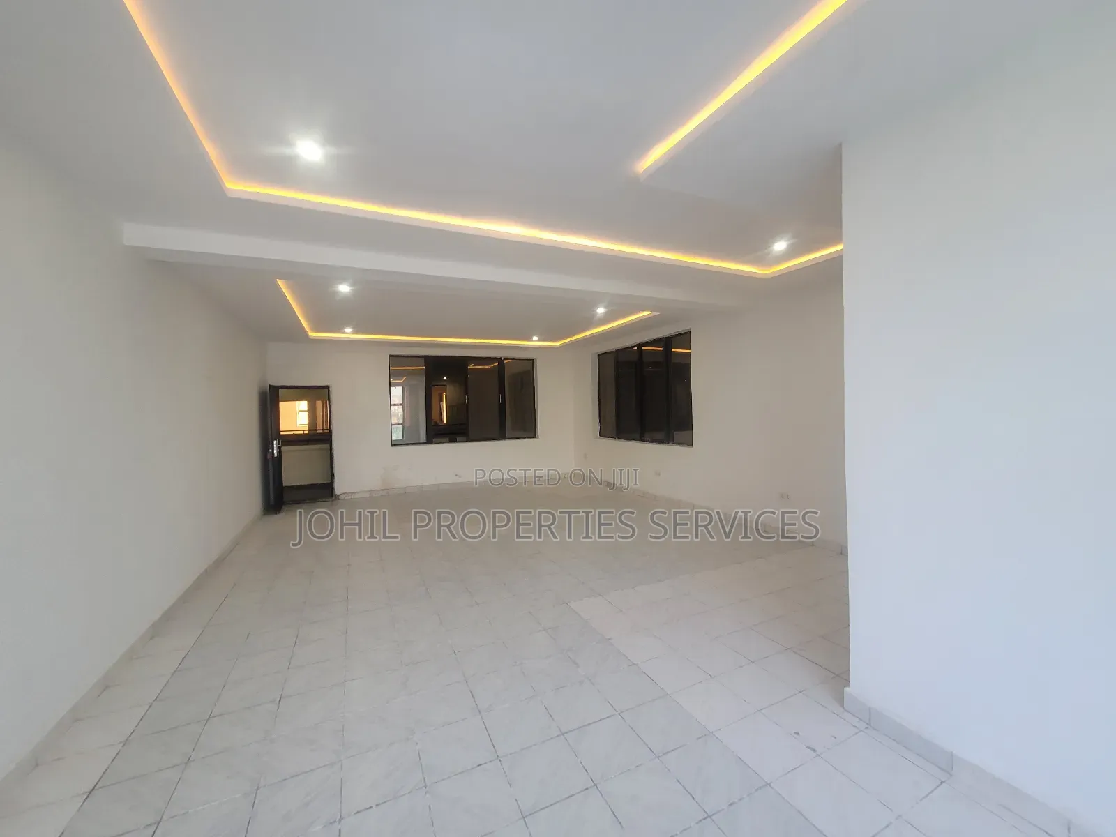 63sqm Office Space for Rent Central Area Stratagic Location
