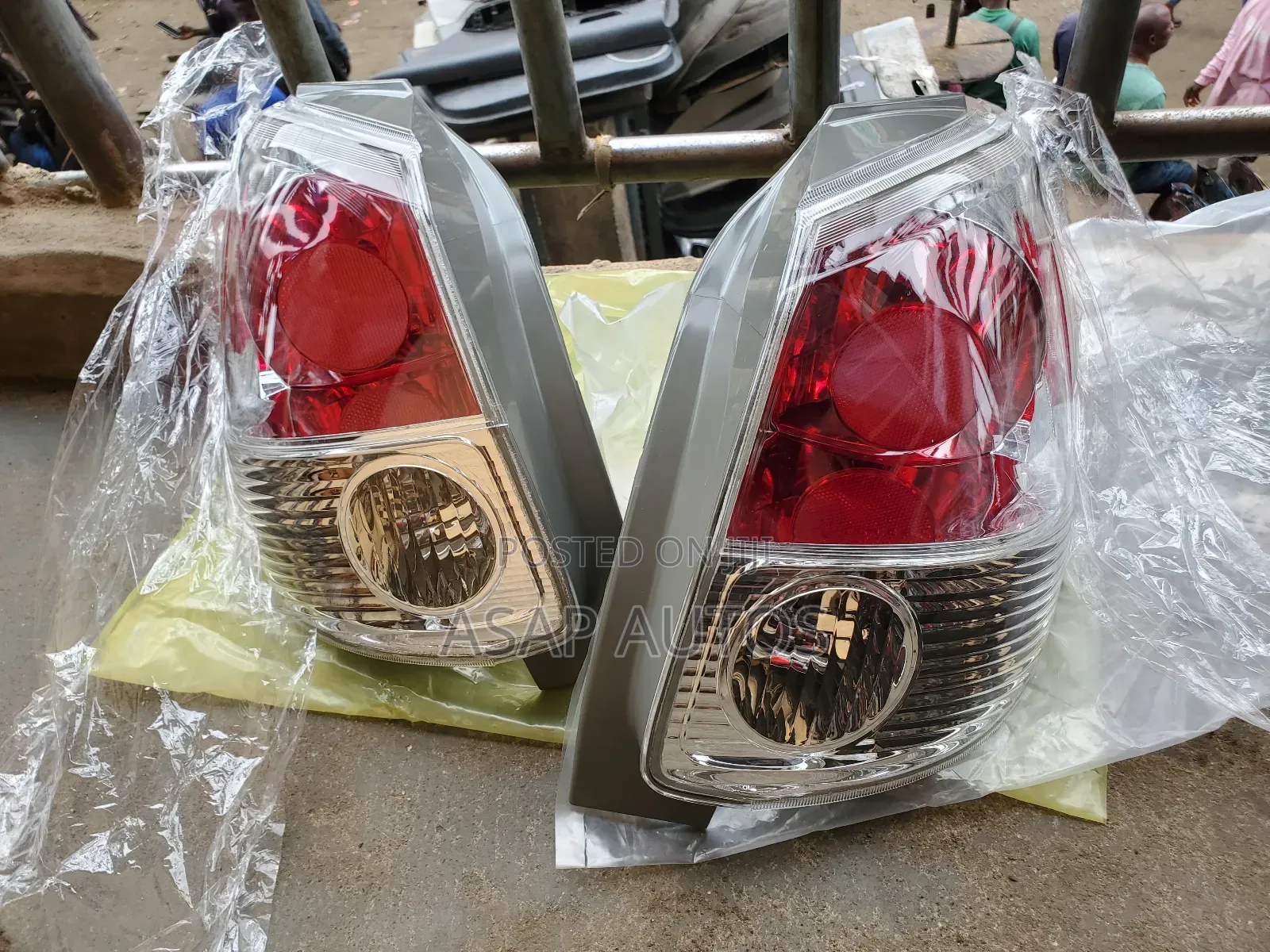 Backlight for Toyota Matrix 2005