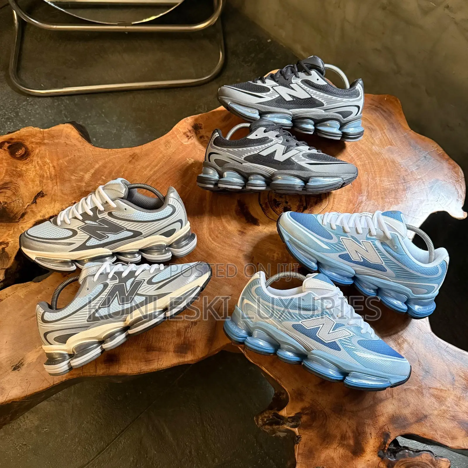 Original New Balance Ua2000 2000 Abzorb Sneakers