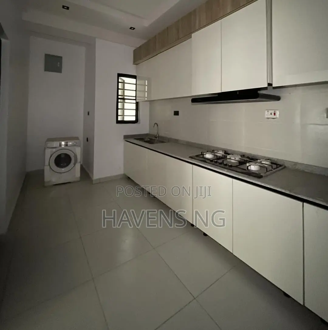 2bdrm Apartment in Ologolo for sale