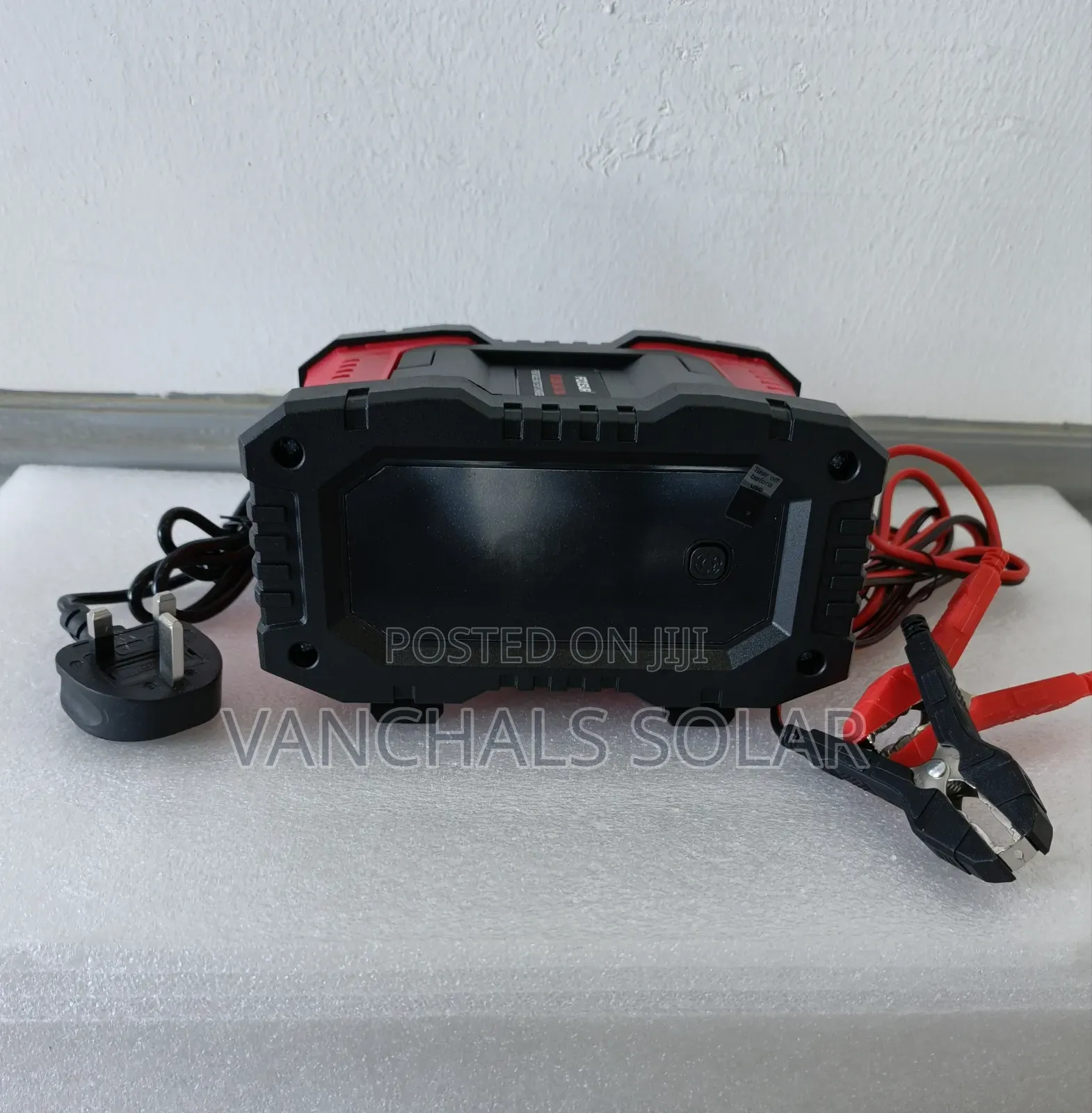 Battery Charger Lithium Lifepo4 and Lead Acid 12/24v 20a