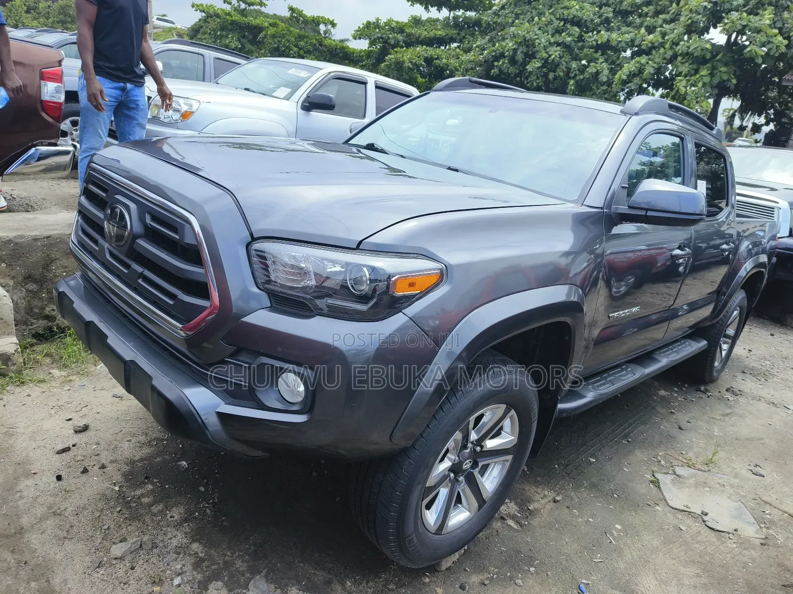 Toyota Tacoma SR5 2019 Gray