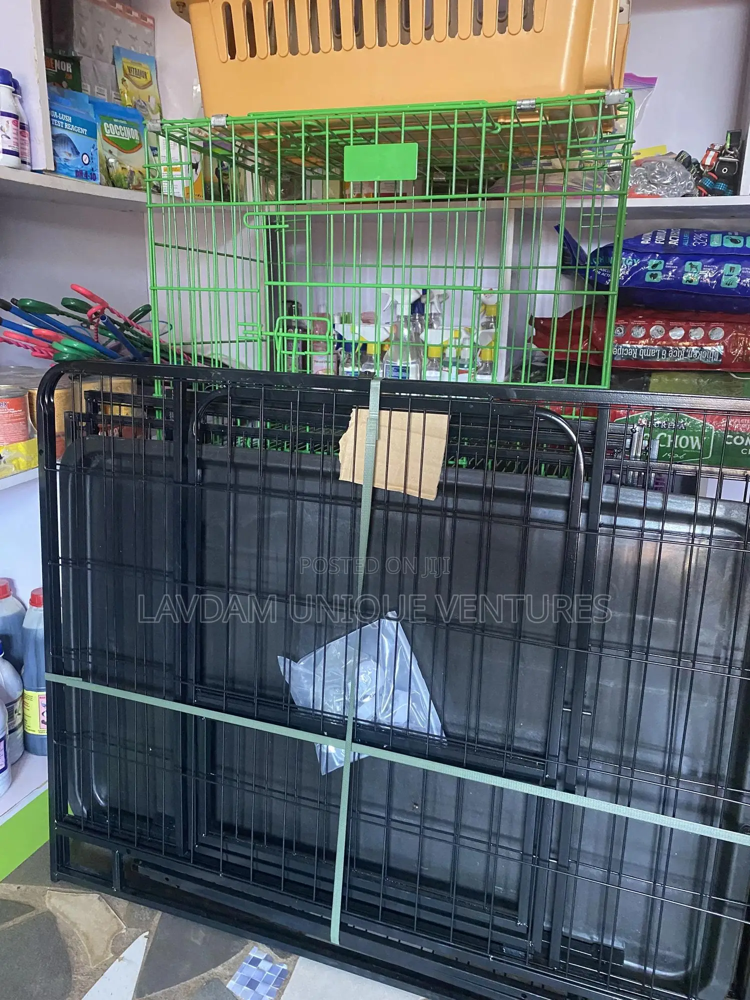 Heavy Duty Dog Cage/Crate–Strong Metal Pet Kennel With Doors