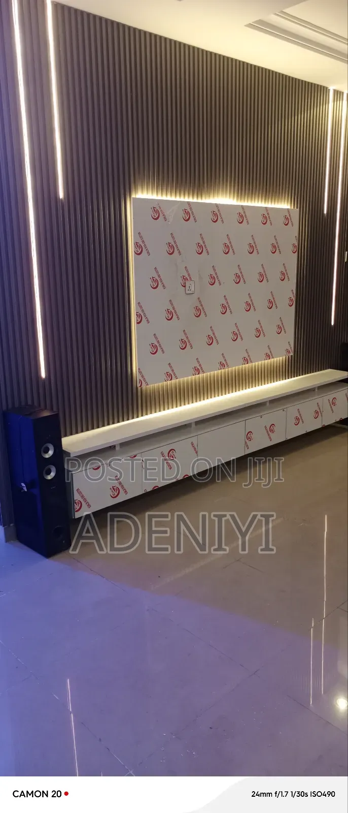 T. V Console/Entertainment Centre