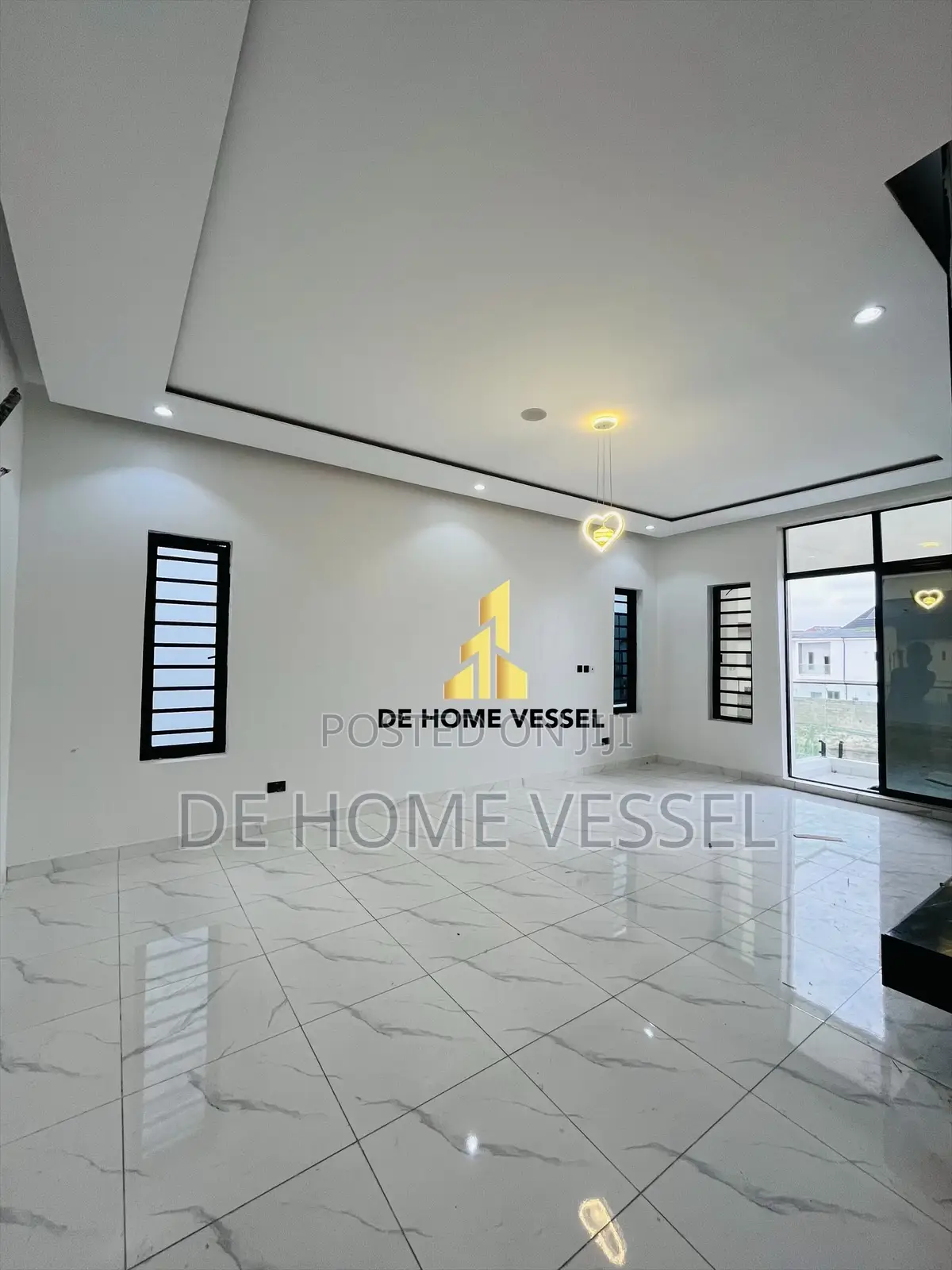 4bdrm Duplex in Lekki for sale