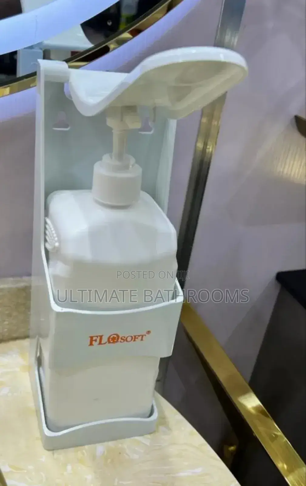 Flo Soft Elbow Seat on Table Liquid Soap Dispenser