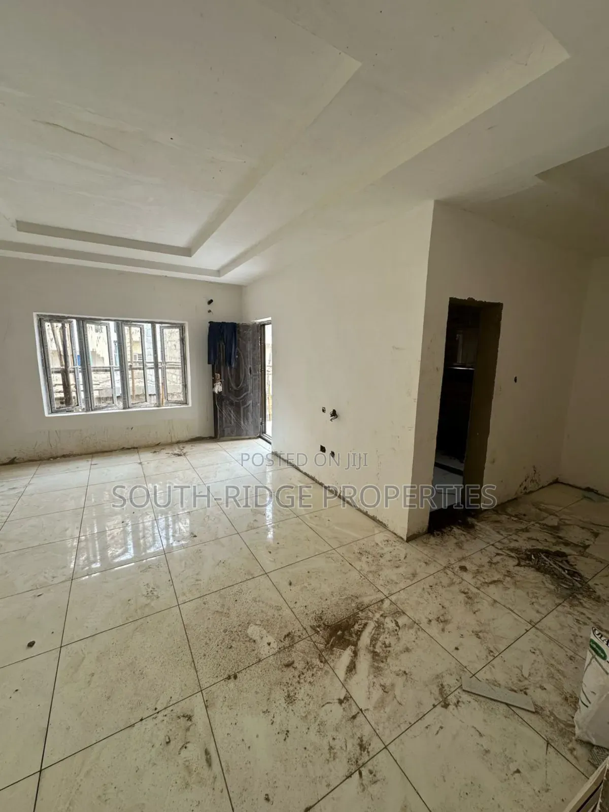 4bdrm Townhouse/Terrace in Guzape District for Sale