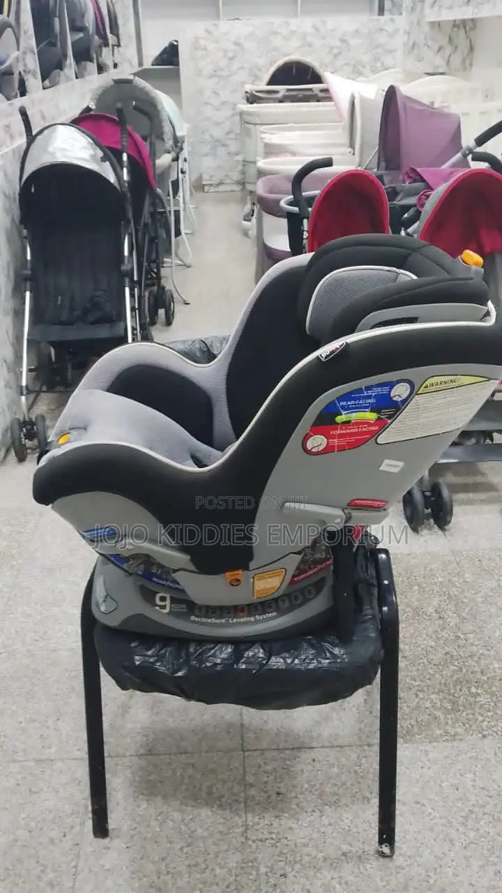 Us Used Chicco Nextfit Infant to Toddler Baby Car Seat
