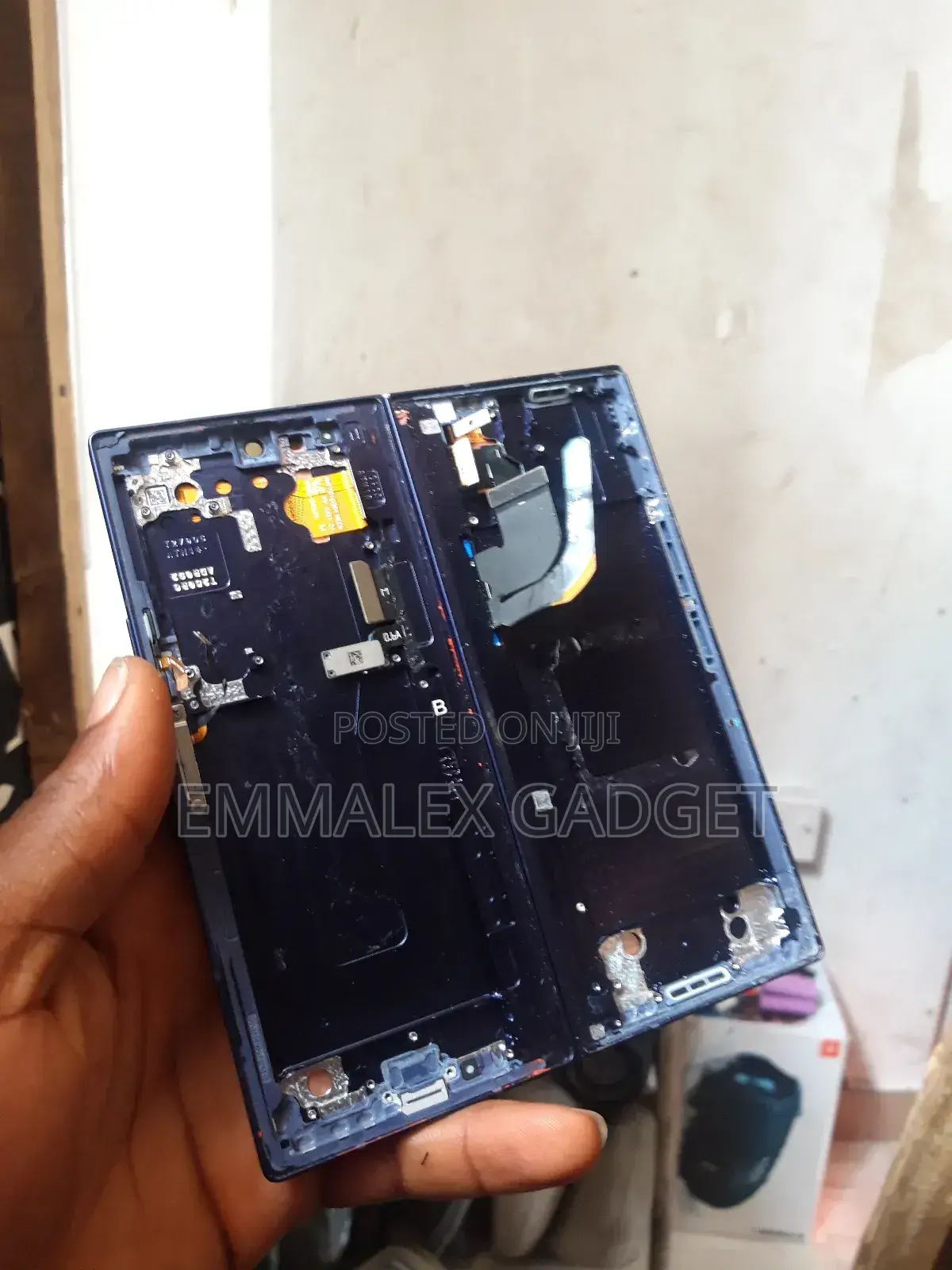 iPhone and Samsung Repair and Replace