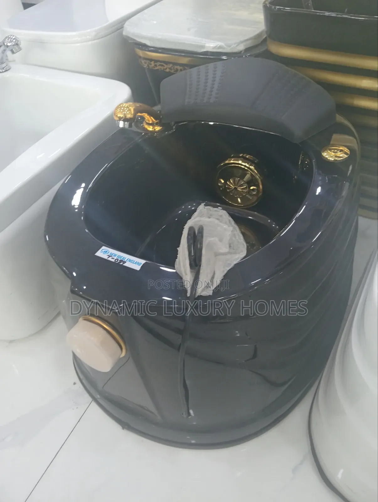 Quality Black With Gold Tap Pedicure Bowl