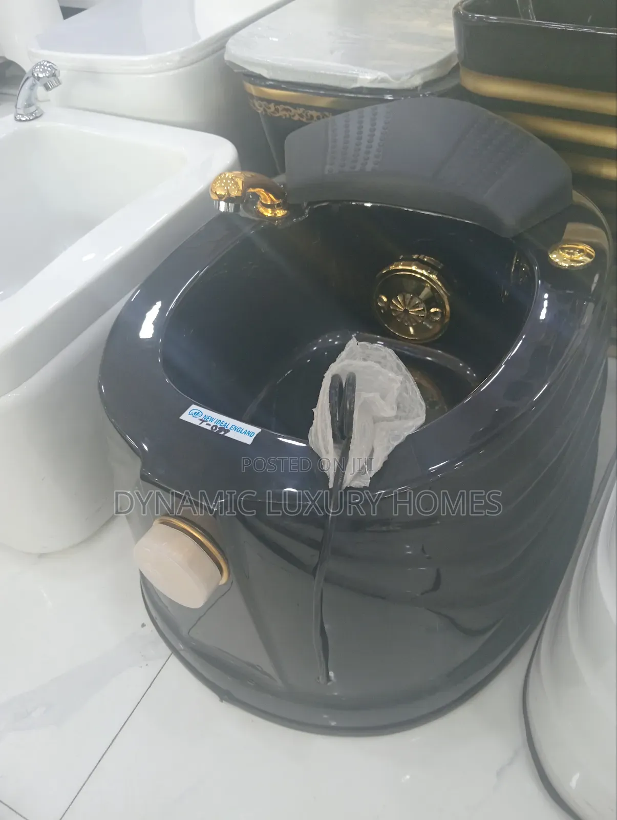 Quality Black With Gold Tap Pedicure Bowl