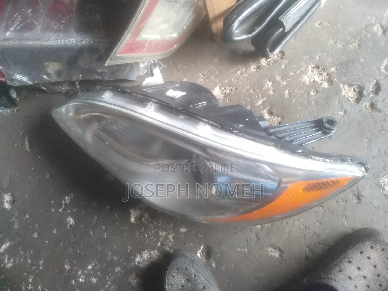 Chrysler 200c Headlights