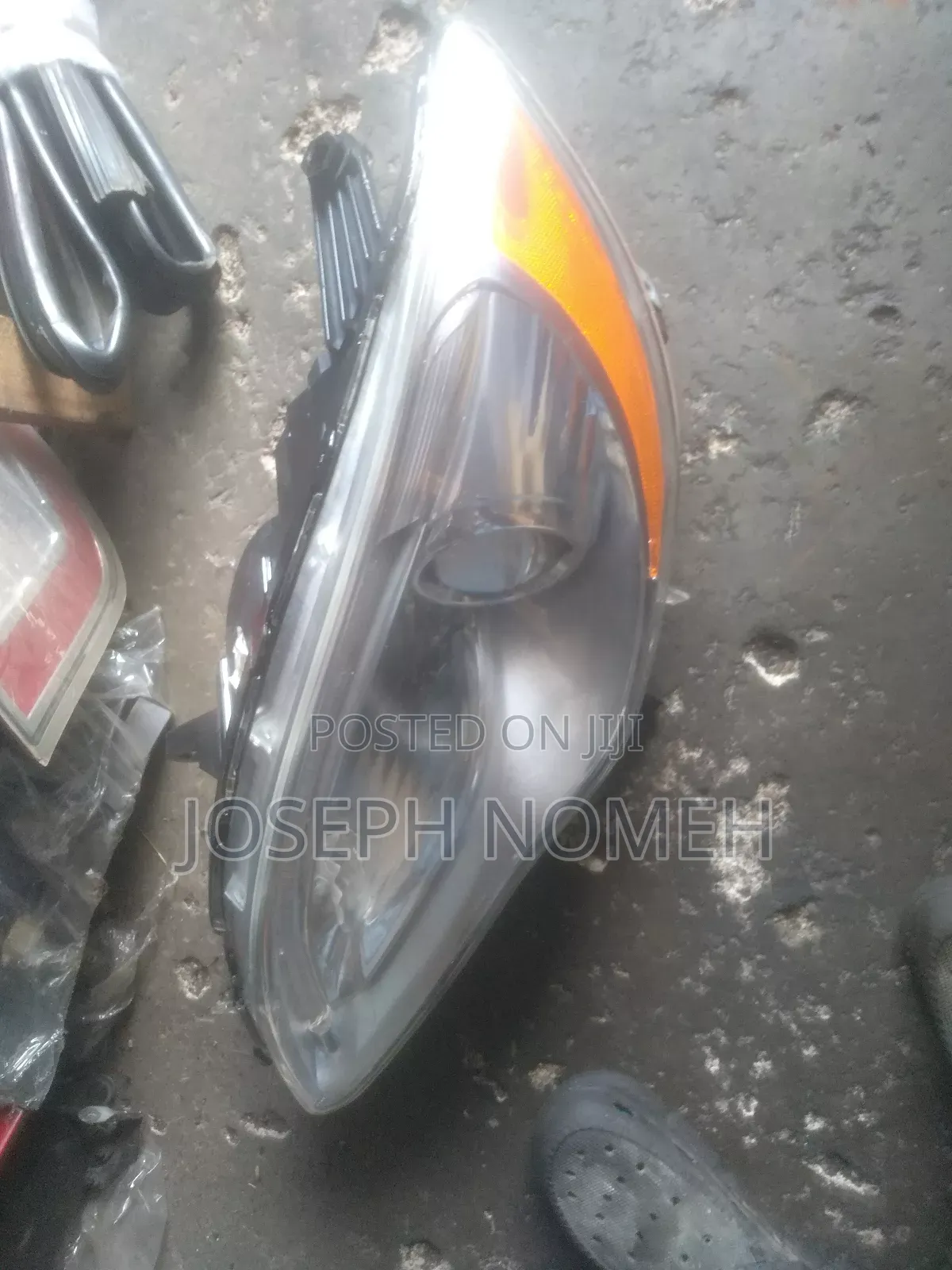 Chrysler 200c Headlights