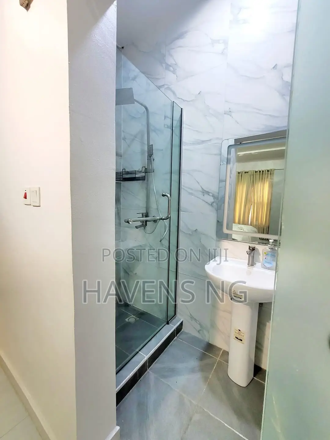 3-Bedroom Luxurious Cozy Shortlet Apartment