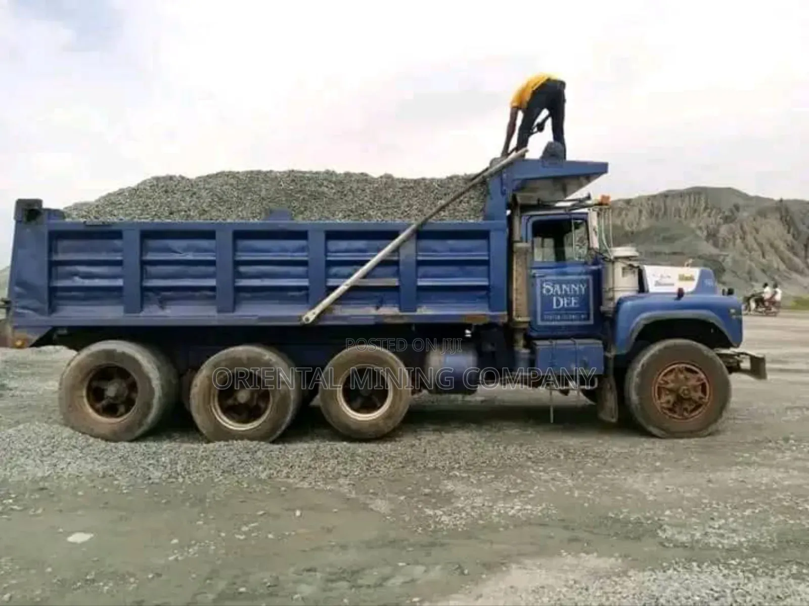 Build With Confidence – Premium Granite Iron Chippings Supplied