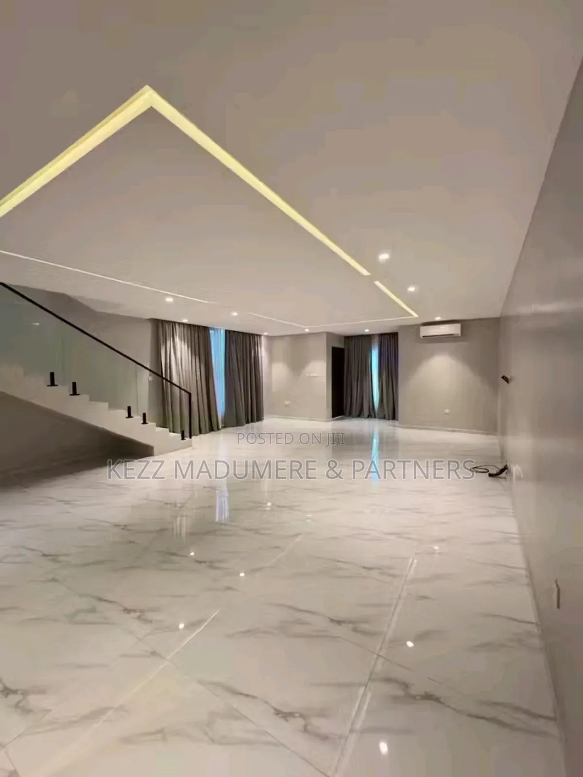 4bdrm Duplex in Dr Peter Odili, Port-Harcourt for sale