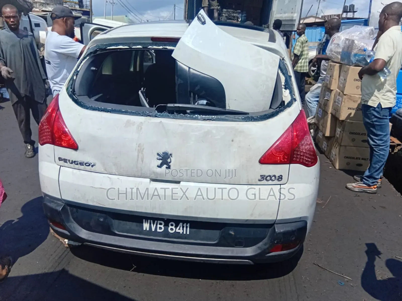 Peugeot 3008 2012 Back Glass We Deliver