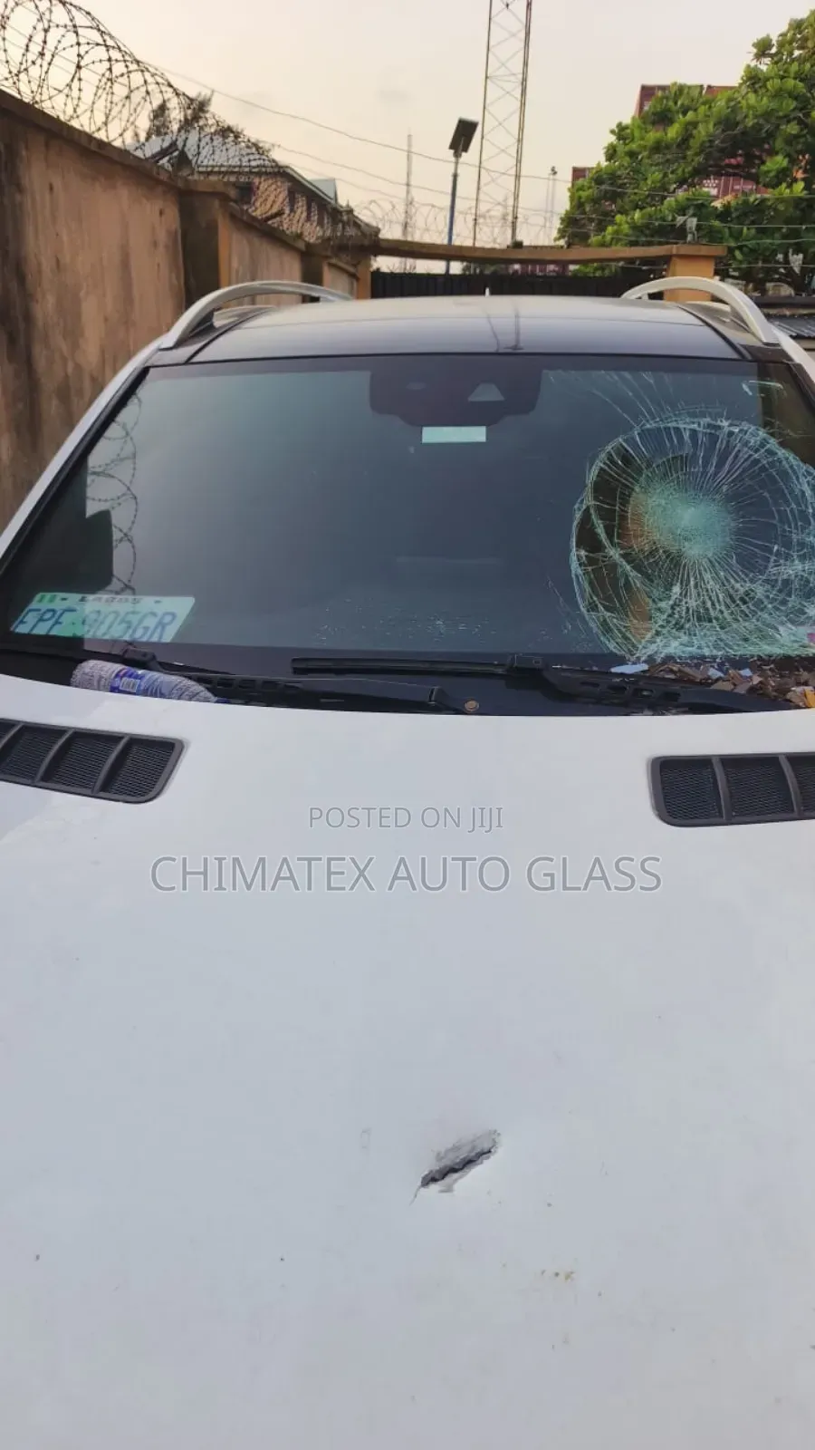 Benze GLS 2018 Windscreen Glass Available We Deliver Fix