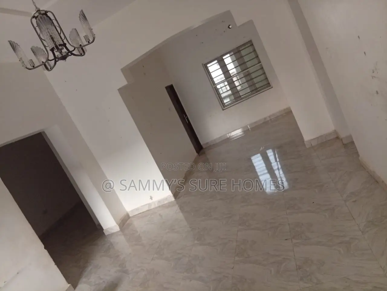 3bdrm Block of Flats in Fo1 Kubwa for rent