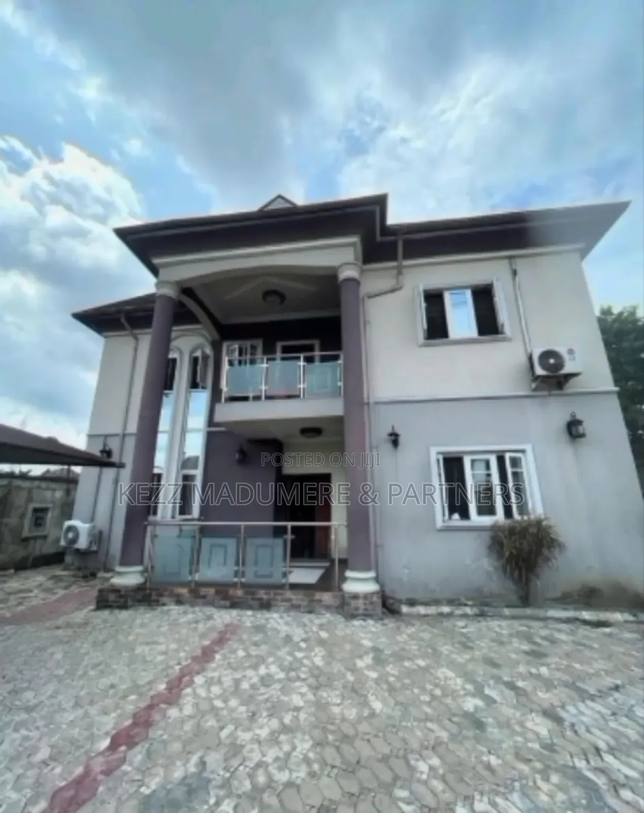 6bdrm Duplex in Agip Housing Estate for sale