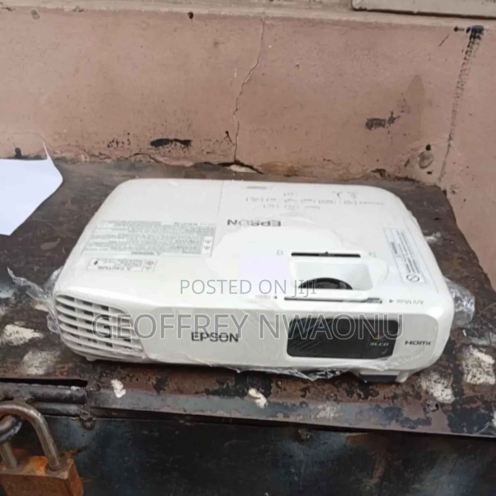 Epson Ex3220 3000 Lumens Wxga Hdmi Projector|Uk Fairly Used