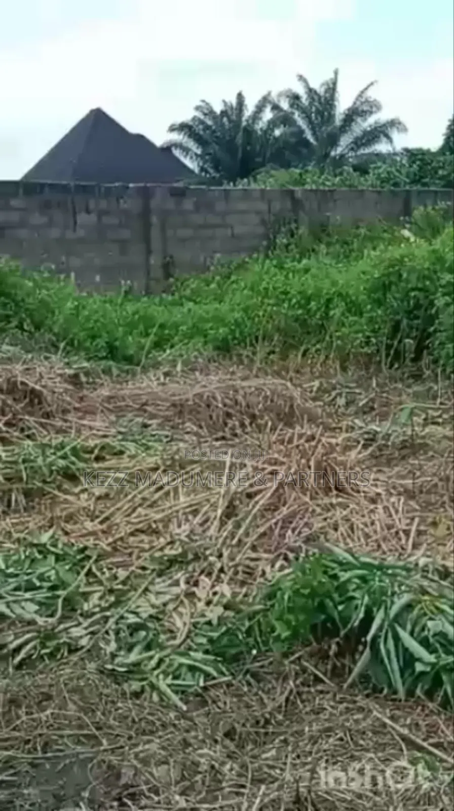 For Sale : 21⁄4 Fenced Plots on the Major Sars Road Ph