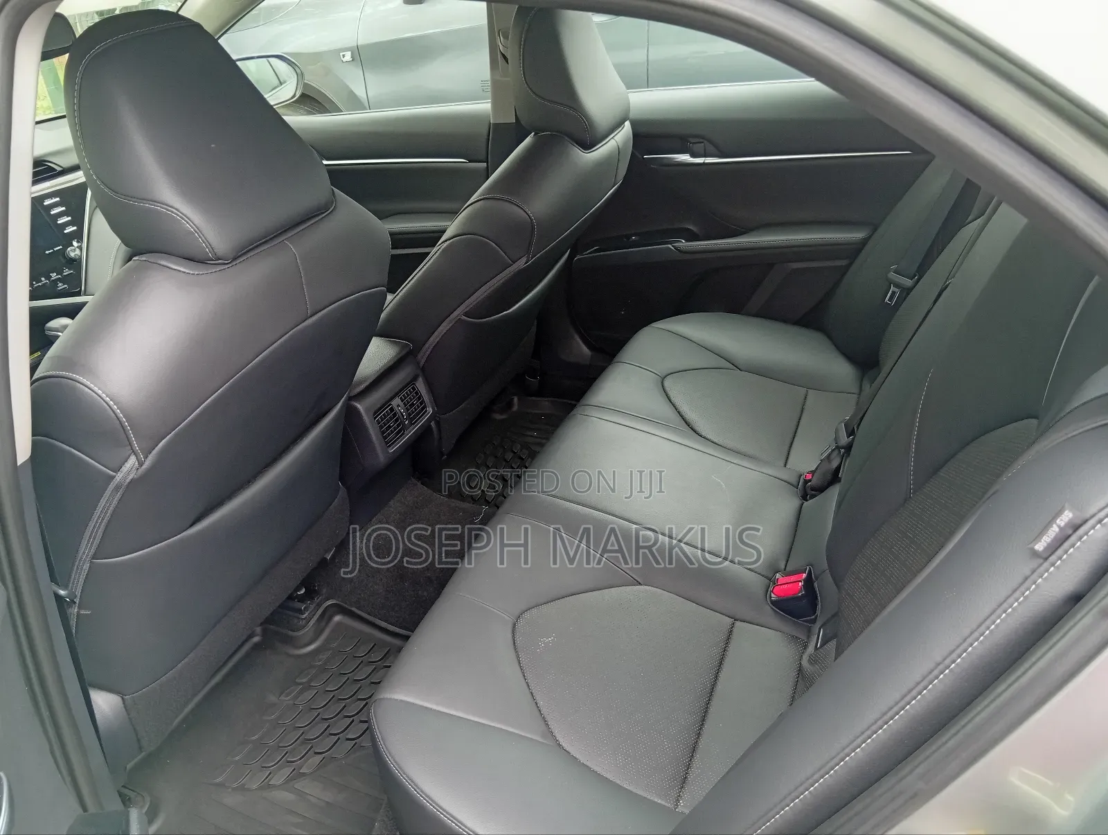 Toyota Camry XSE (2.5L 4cyl 8A) 2019 Silver