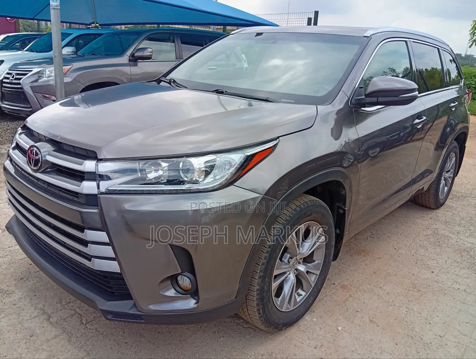 Toyota Highlander XLE 4x4 V6 (3.5L 6cyl 8A) 2018 Green