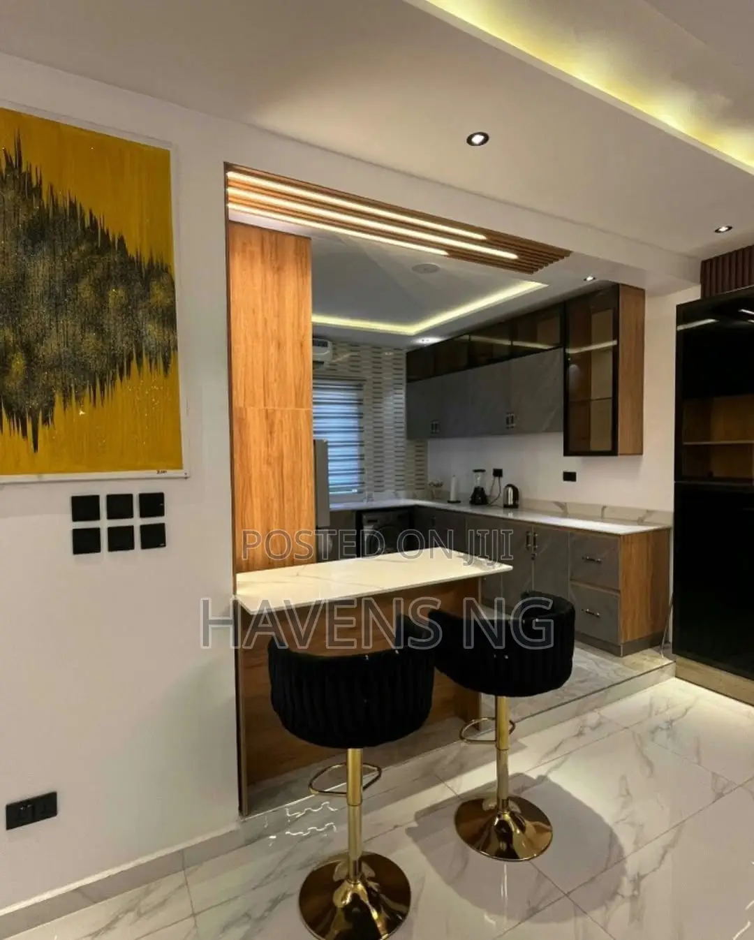 Clean, Luxurious Spacious 2-Bedroom Apartments