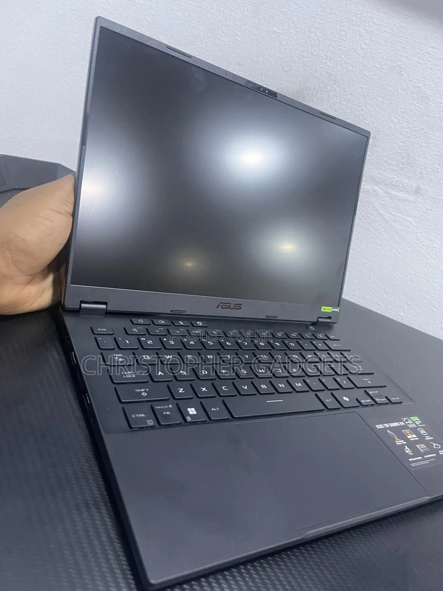 Laptop Asus ROG Zephyrus G16 16GB Intel Core Ultra 9 SSD 1T