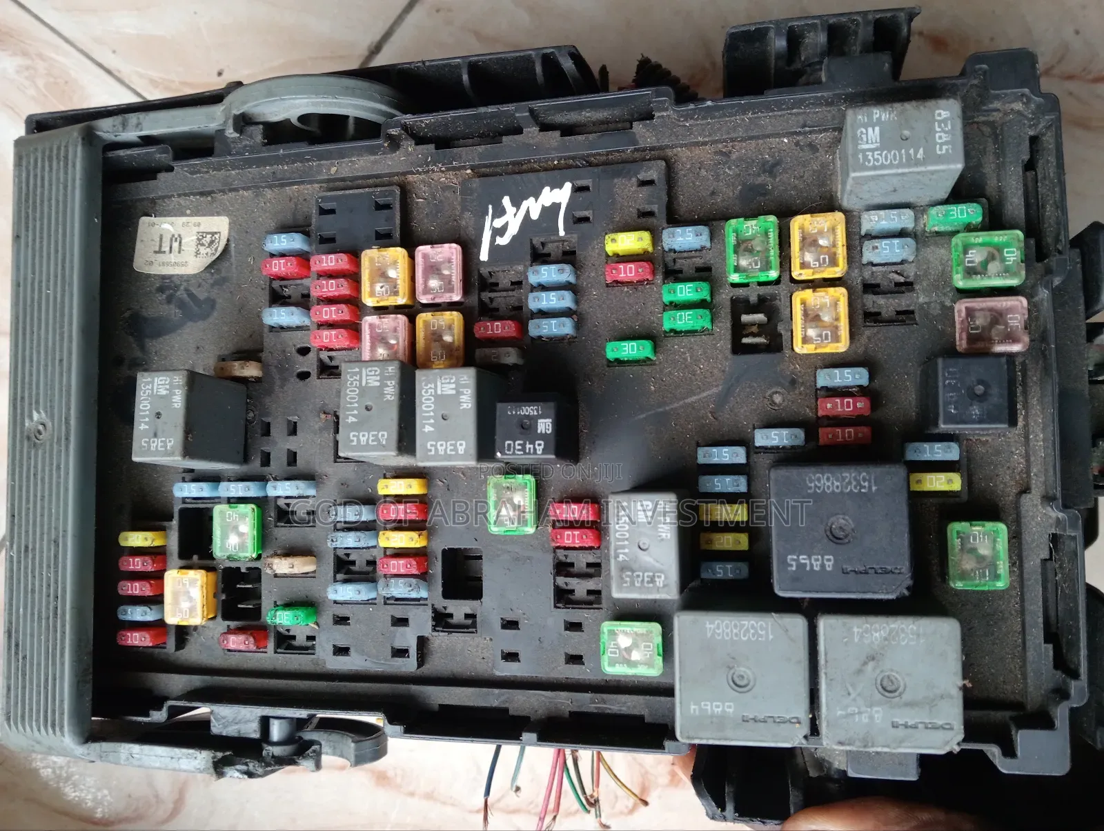 Ford Escalade Cadillac Fuse Box 2014