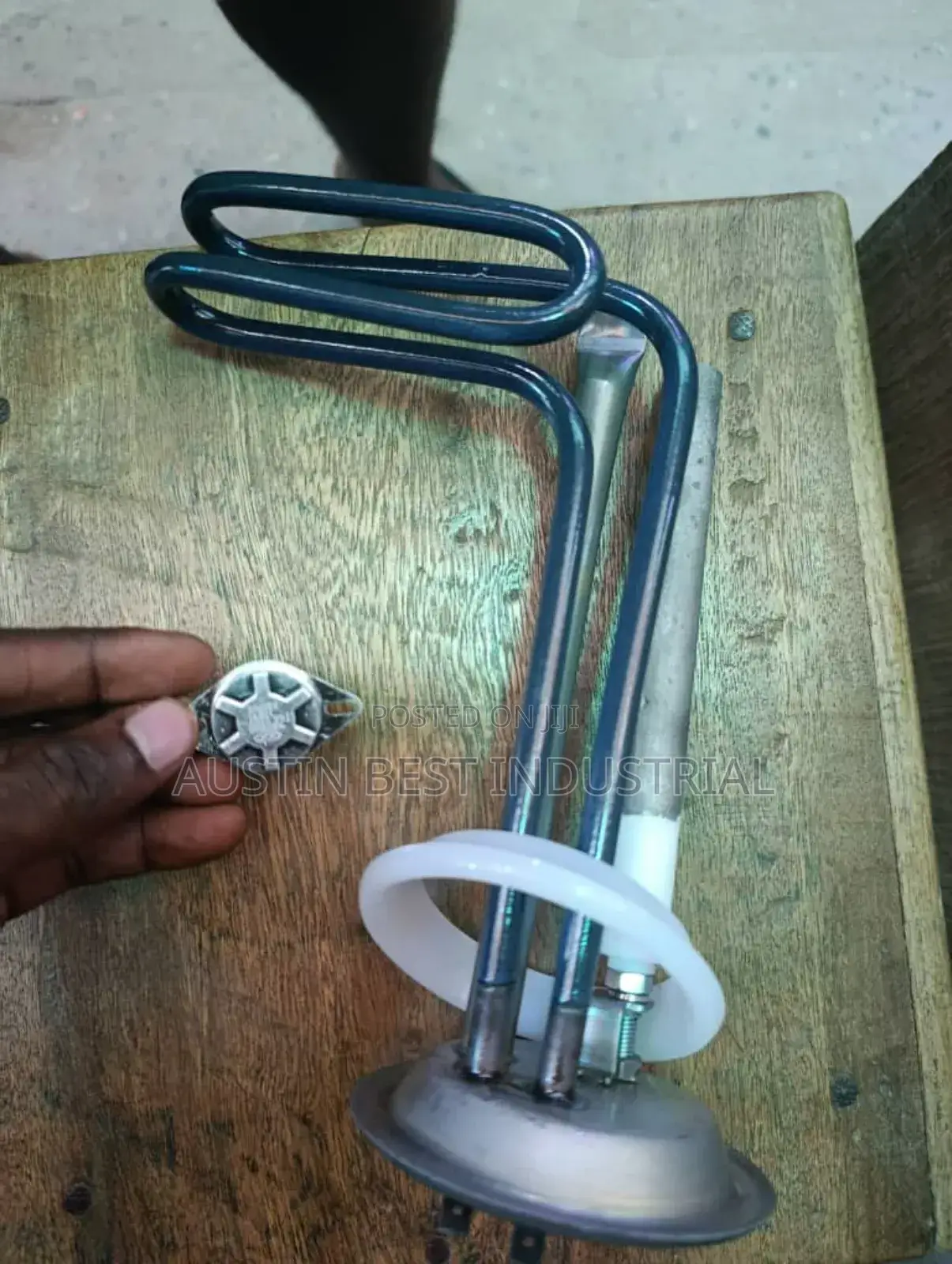 Electric Element Complete With the Thermostat