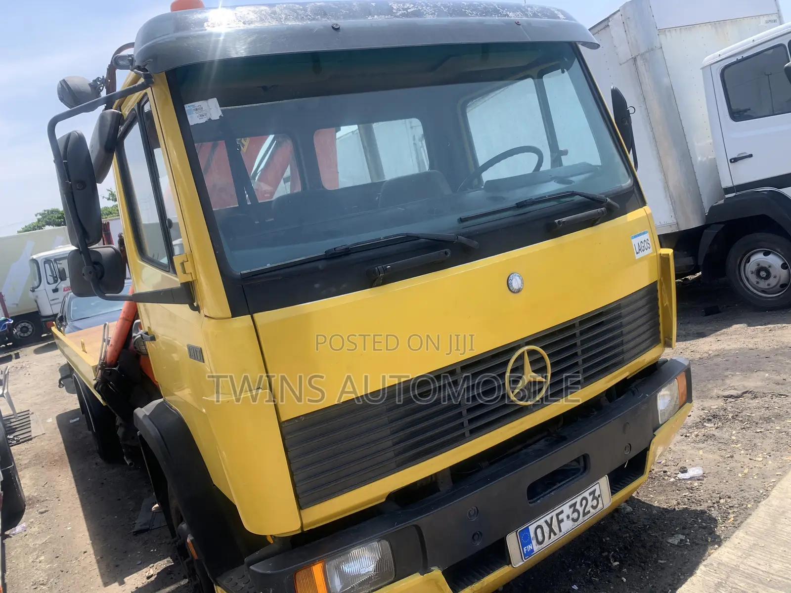 Mercedes-Benz 1317 With Hiab