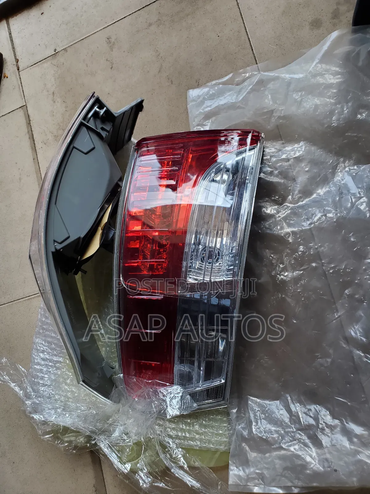 Backlight for Toyota Avensis 2010