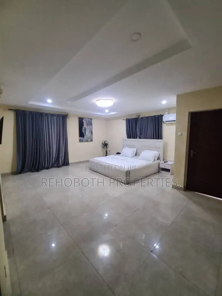 5bdrm Duplex in Kolapo Ishola, Ibadan for sale