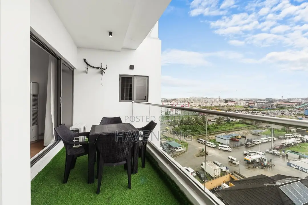 Brand New Spacious Luxury 3-Bedroom Apartment