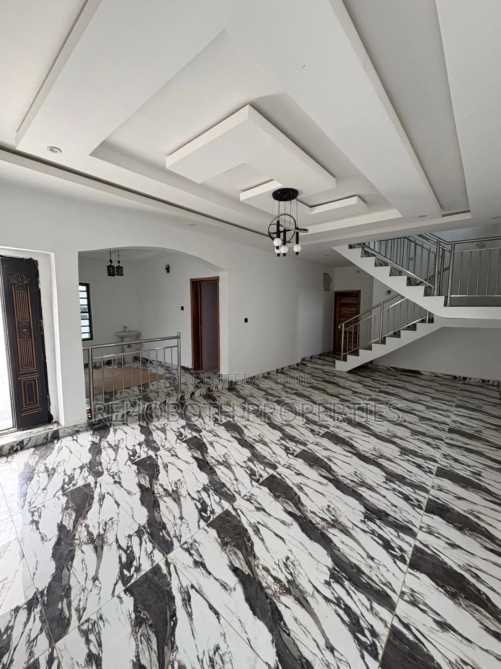 4bdrm Duplex in Kolapo Ishola, Ibadan for sale