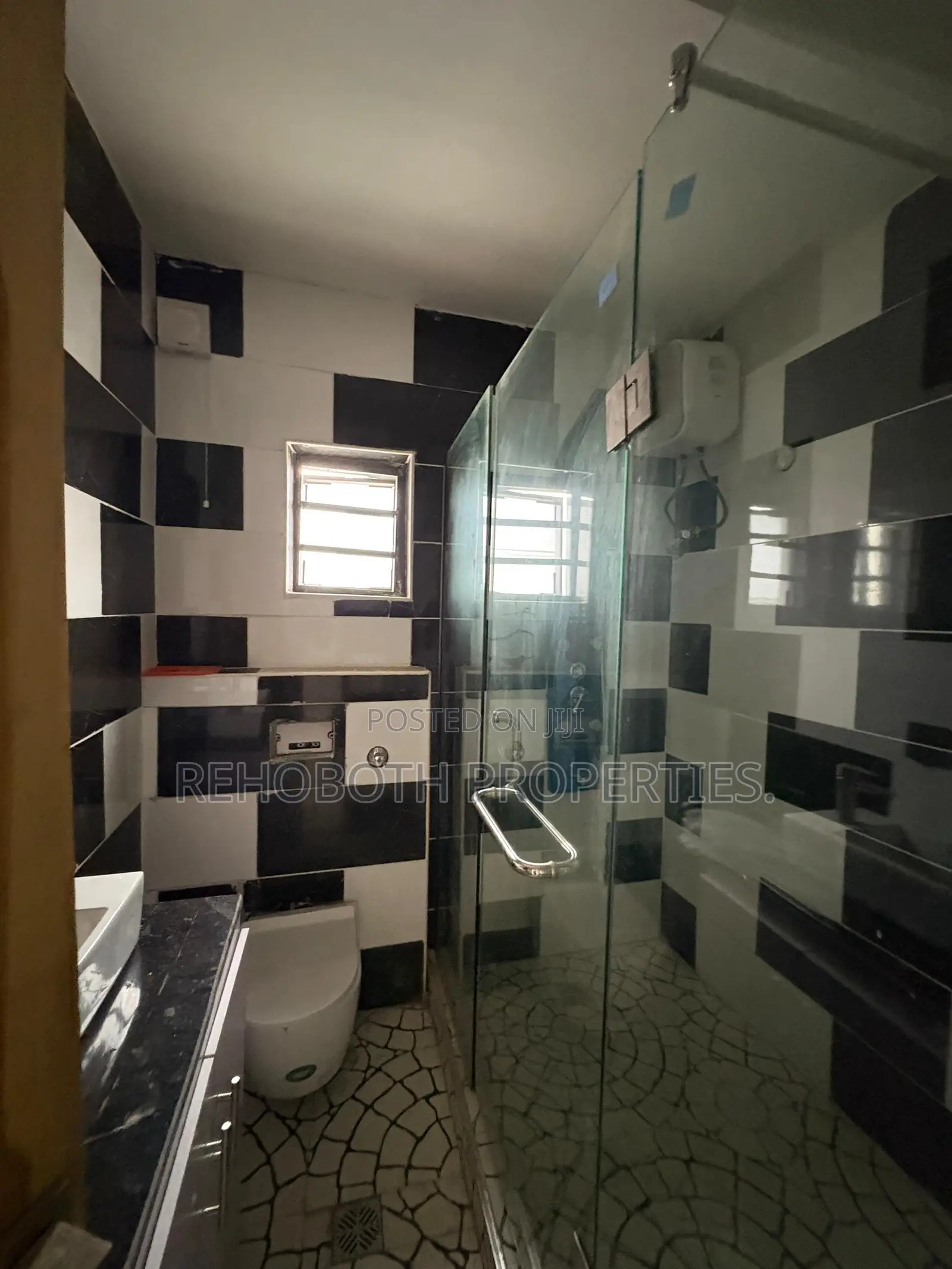 4bdrm Duplex in Kolapo Ishola, Ibadan for sale