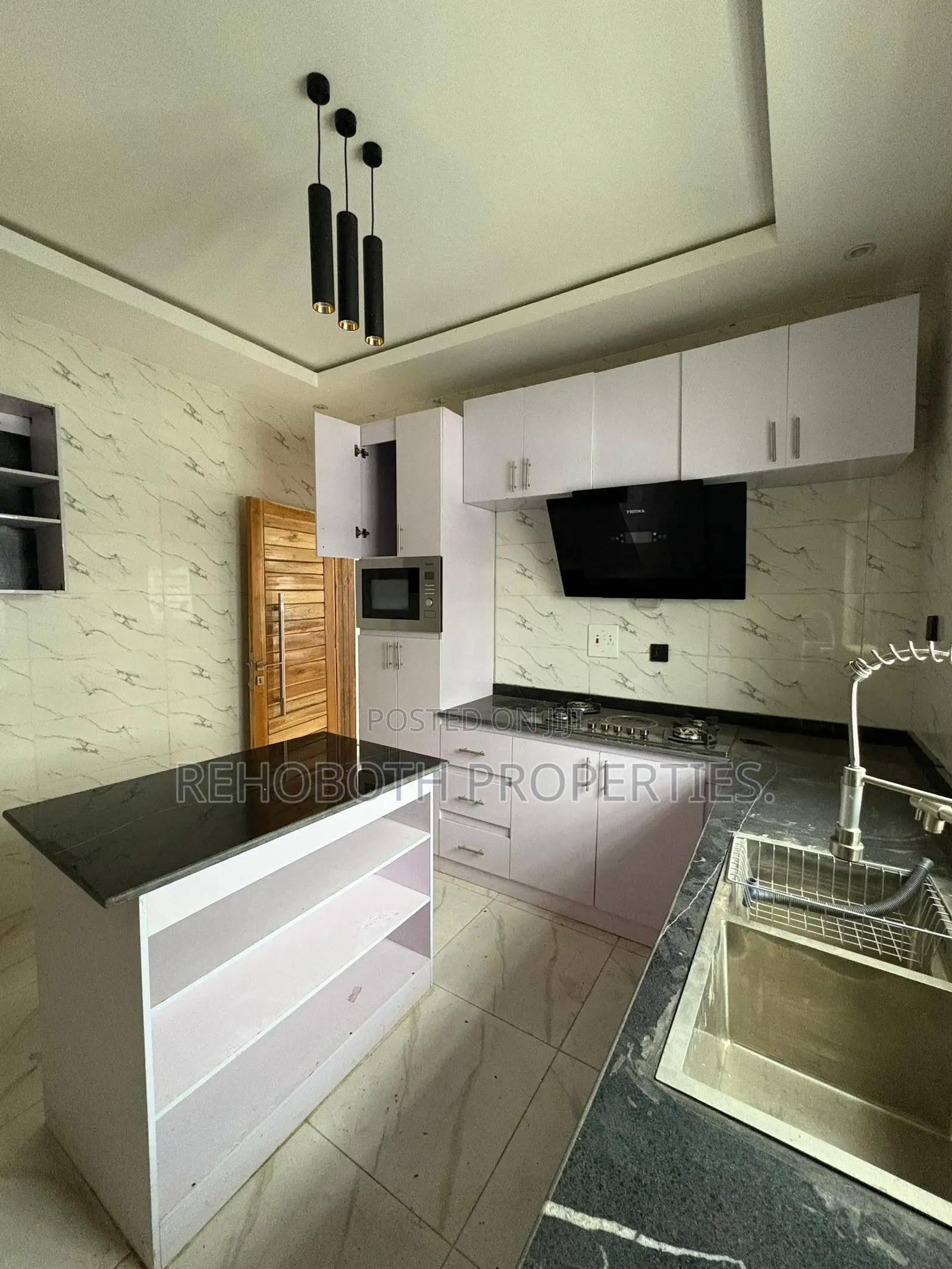 4bdrm Duplex in Kolapo Ishola, Ibadan for sale