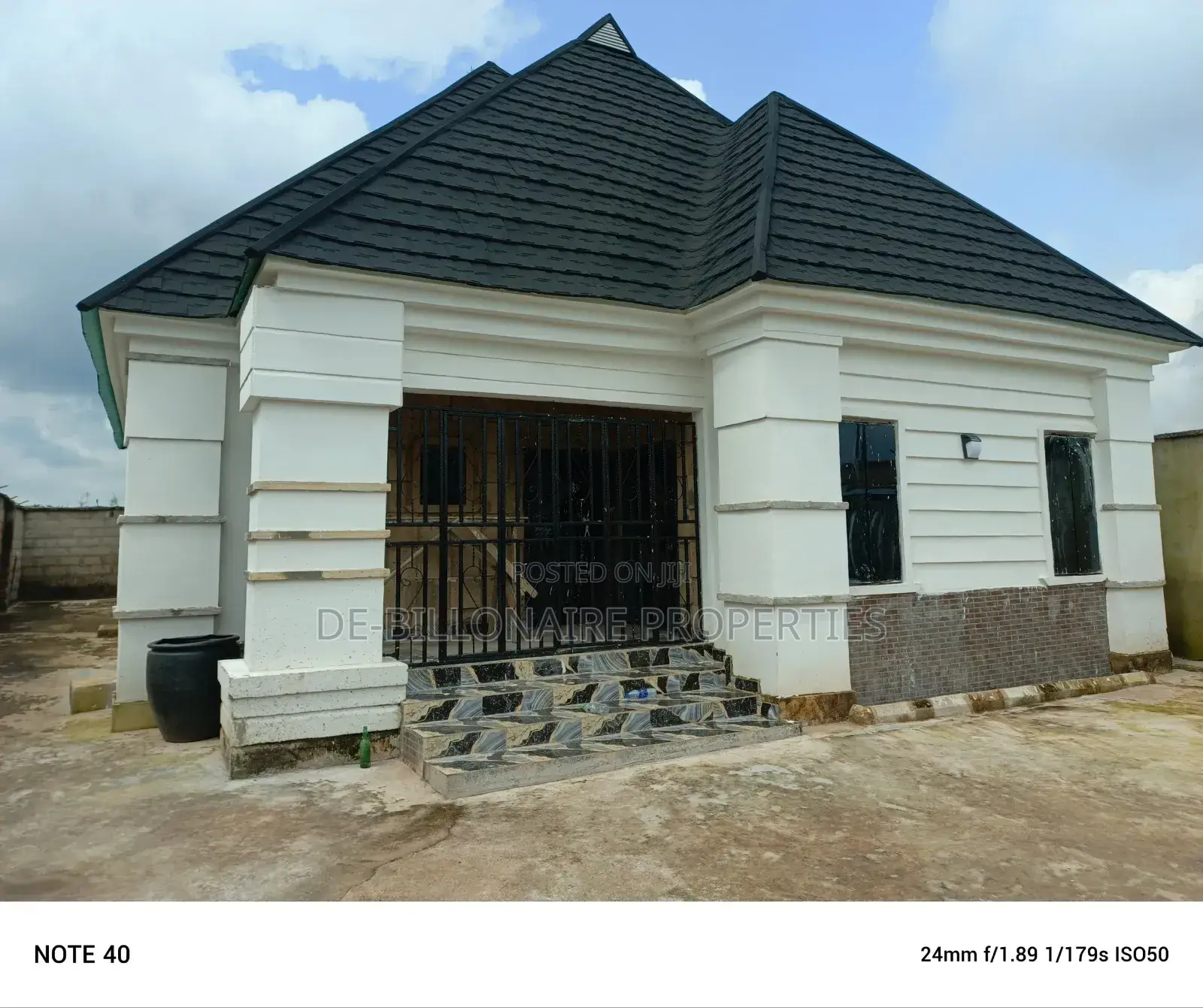 4bdrm Bungalow in Mcc, Owerri for sale