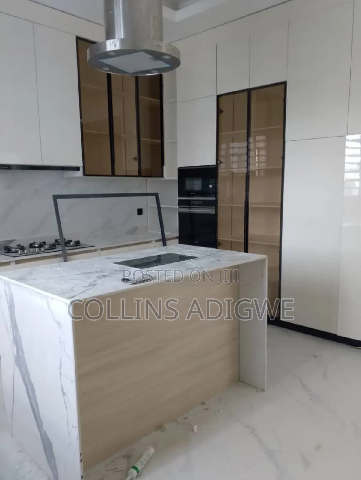 4bdrm Penthouse in Lekki for sale