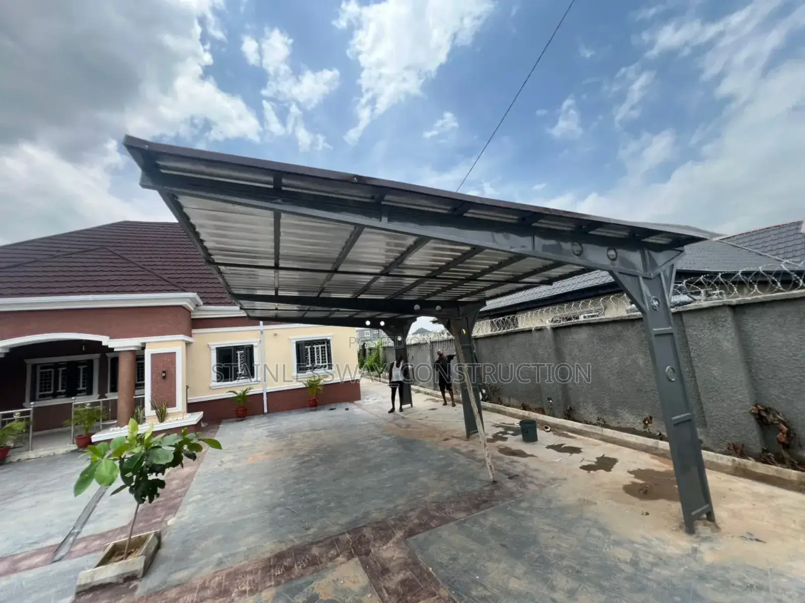 Solar Panel Three Cars Parking Space
