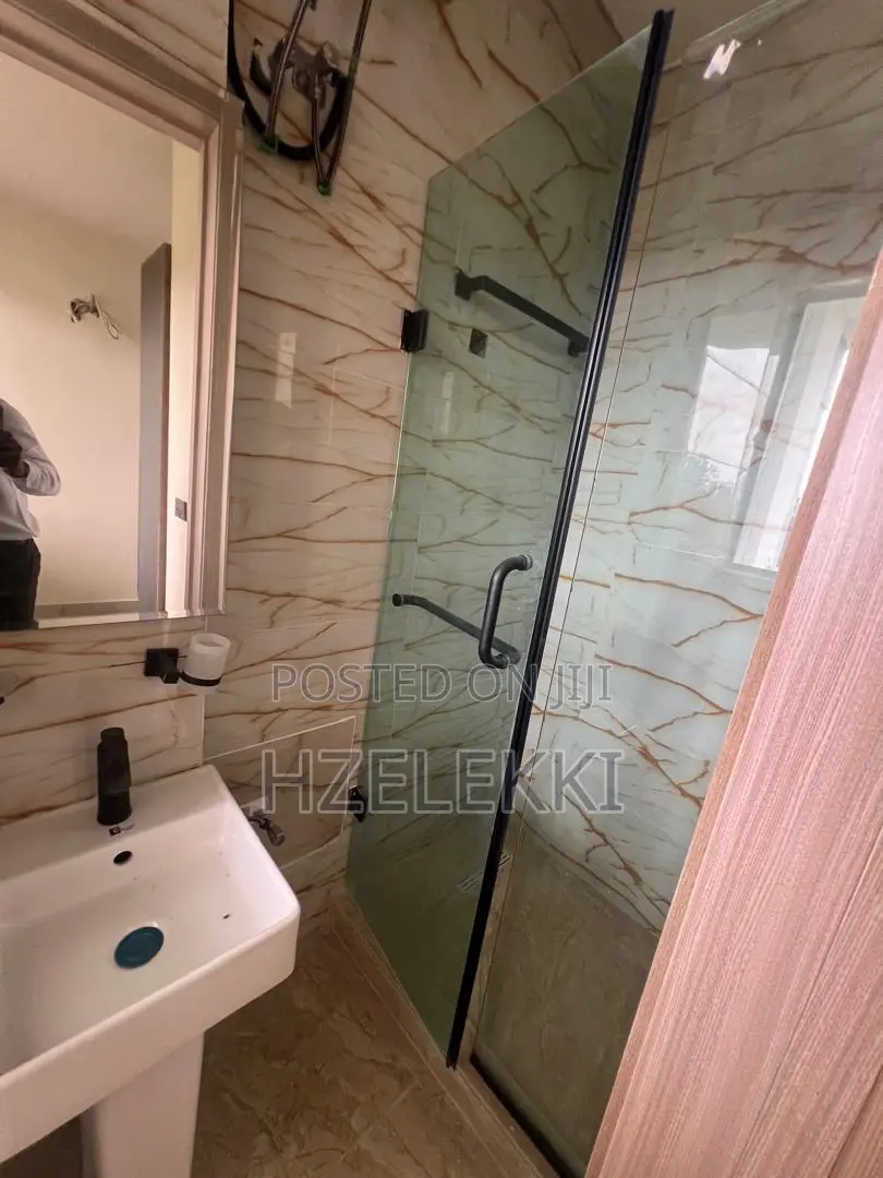 3bdrm Block of Flats in Osborne Foreshore 2 for sale